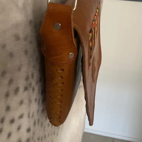 Leather Crossbody bag - 8x6.5 inches - Picture 9 of 9